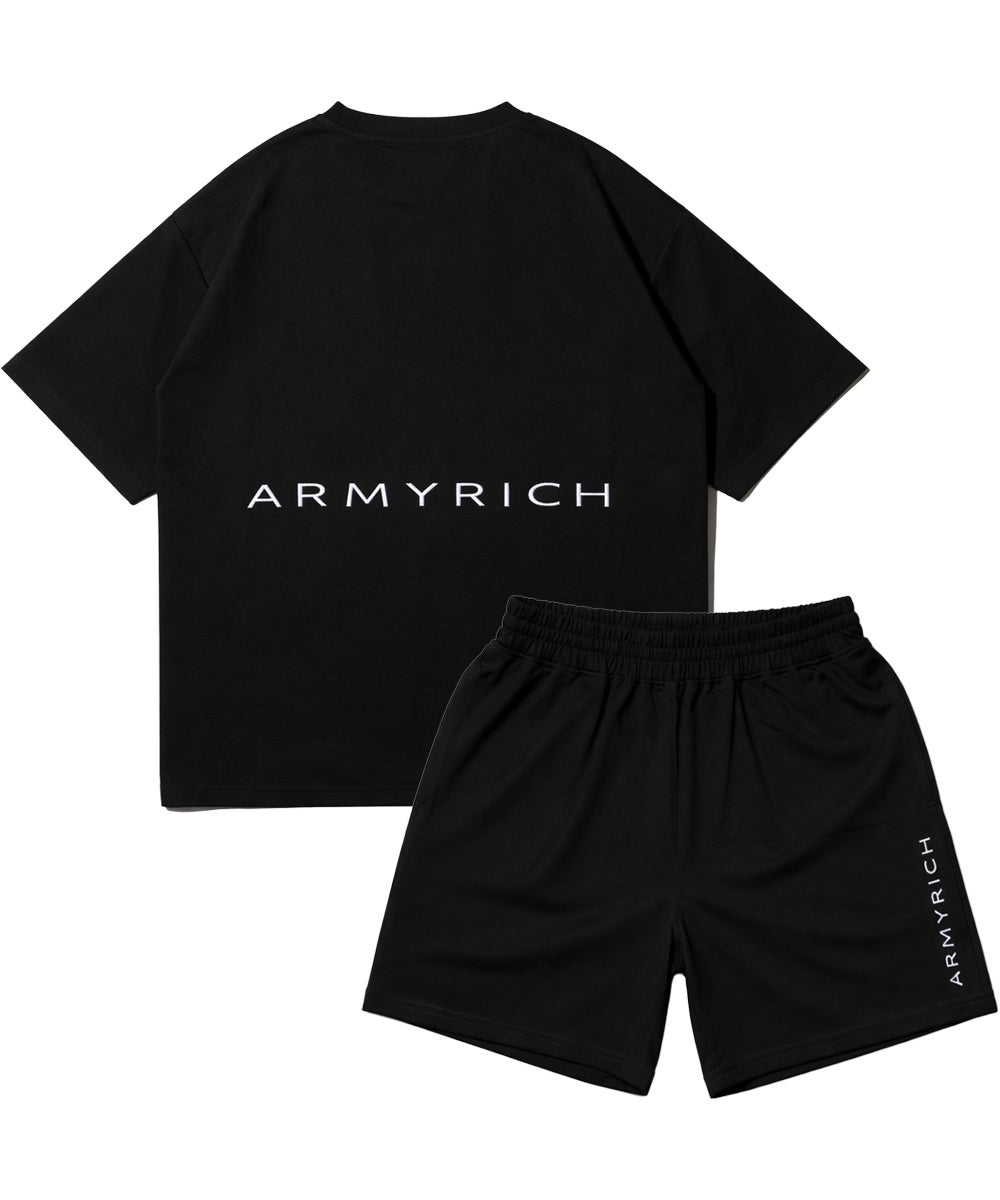 30代、40代にぴったりなメンズアパレルブランドARMYRICHの3Dロゴ